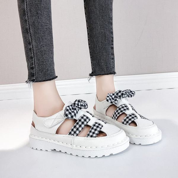 Model nou de pantofi dama cu panglica in carouri