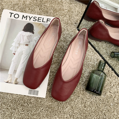 Pantofi casual din piele ecologica cu talpa plata - un model curat