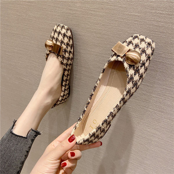 Pantofi casual dama in carouri cu element metalic - doua culori