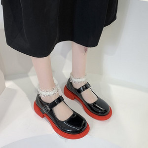 Γυναικεία έκο δερμάτινα παπουτσάκια από οικολογικό δέρμα με αγκράφα