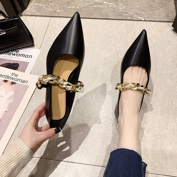 Pantofi casual ascuțit cu curea metalică