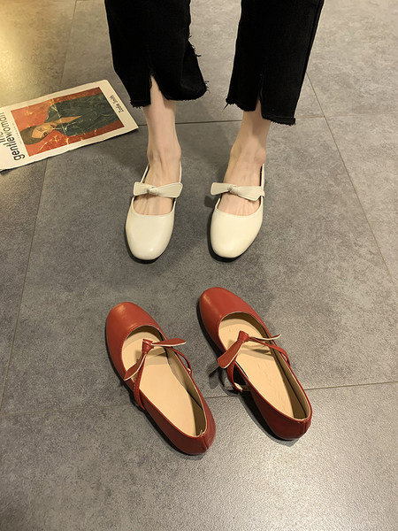 Pantofi de dama din piele cu talpa plata si panglica