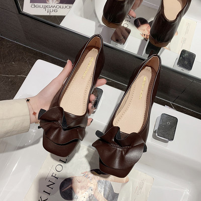 Pantofi de dama din piele cu bucle si talpa plata