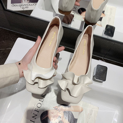 Pantofi de dama din piele cu bucle si talpa plata