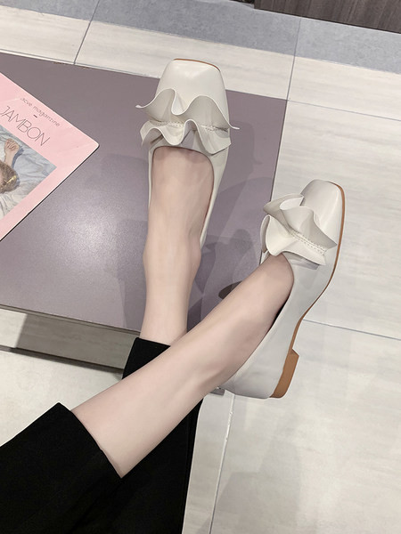 Pantofi de dama din piele cu bucle si talpa plata