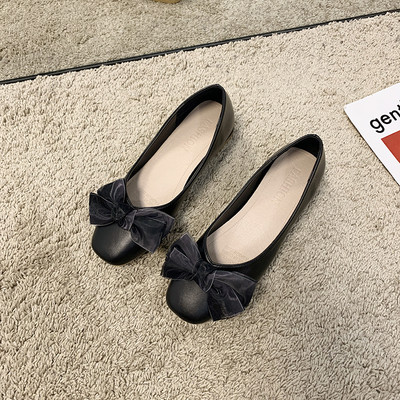 Pantofi de dama din piele cu panglica si talpa plata