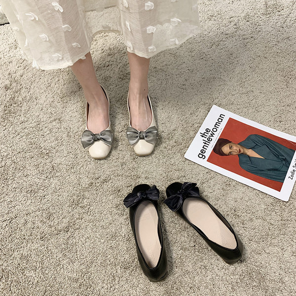 Pantofi de dama din piele cu panglica si talpa plata