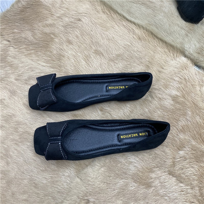 Model nou de pantofi dama din piele intoarsa cu panglica