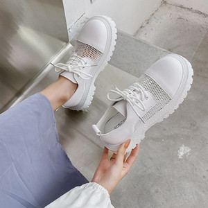 Γυναικεία έκο δερμάτινα παπούτσια ρετρό στυλ με κορδόνια και πλέγμα