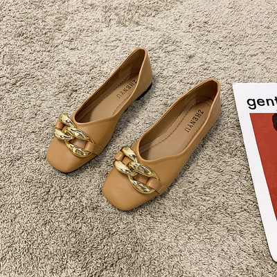 Pantofi de dama din piele cu talpa plata si element metalic