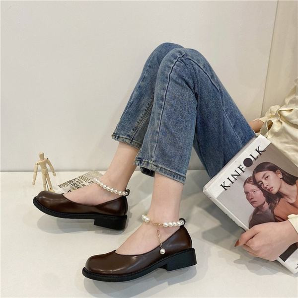 Pantofi de dama din piele cu perle