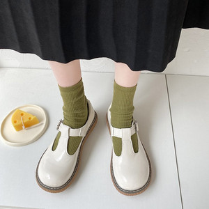 Pantofi de dama din piele cu catarama