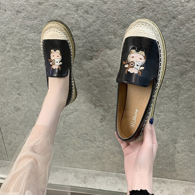 Pantofi casual dama cu broderie si talpa plata in trei culori