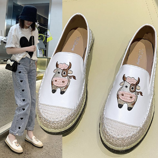 Pantofi casual dama cu broderie si talpa plata in trei culori