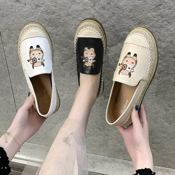 Pantofi casual dama cu broderie si talpa plata in trei culori