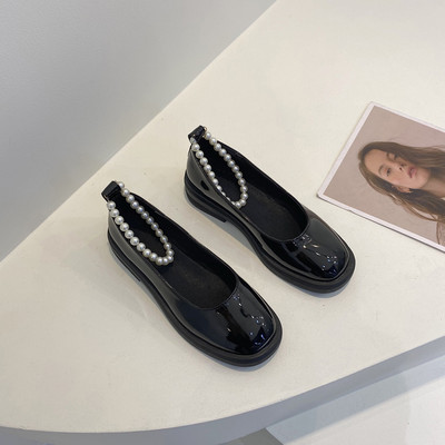 Ženske casual lakirane cipele s biserima