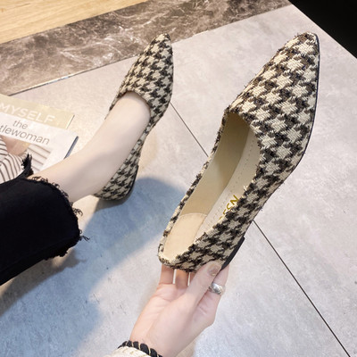 Model nou de pantofi de primavara textil