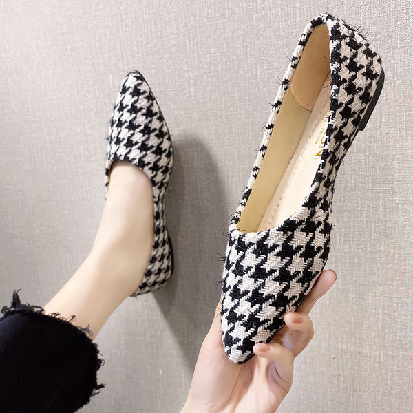 Model nou de pantofi de primavara textil