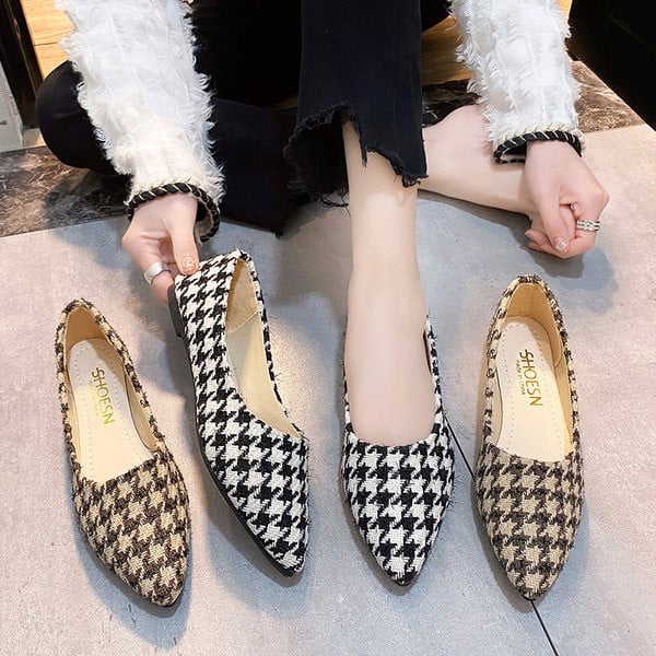 Model nou de pantofi de primavara textil