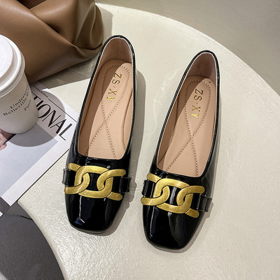 Γυναικεία casual παπούτσια με μεταλλικό στοιχείο