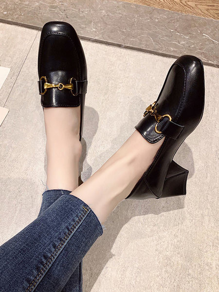 Pantofi casual cu decor metalic si toc mic de 5 cm grosime