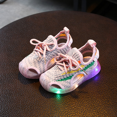 Sandale luminoase pentru copii pentru fete și băieți - mai multe modele