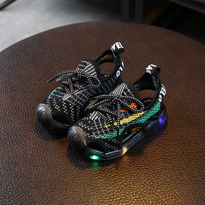 Sandale luminoase pentru copii pentru fete și băieți - mai multe modele