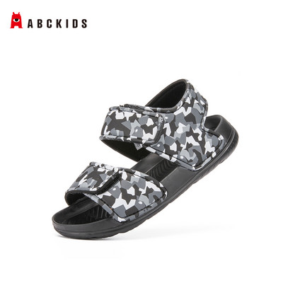 Παιδικά σανδάλια με λουράκια βελκρό κατάλληλα για αγόρια και κορίτσια