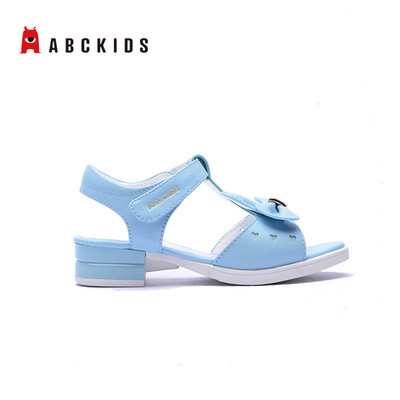 Παιδικά σανδάλια με λουράκια βελκρό κατάλληλα για αγόρια και κορίτσια