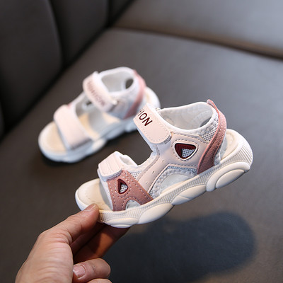 Sandale pentru copii potrivite pentru fete și băieți în mai multe modele