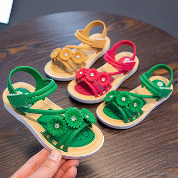Нов модел детски сандали с 3D елемент цветя