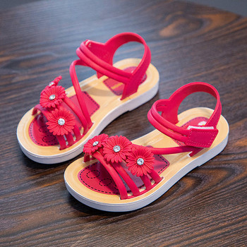 Нов модел детски сандали с 3D елемент цветя