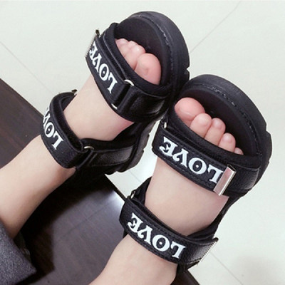 Детски сандали с надписи и велкро закопчаване-за момичета