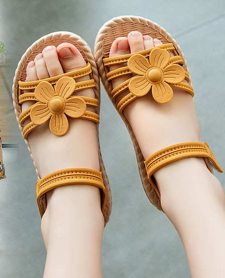 Μοντέρνα παιδικά σανδάλια με λουλούδια και velcro