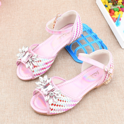 Παιδικά casual σανδάλια με διακοσμητικές πέτρες και τρισδιάστατο στοιχείο για κορίτσια