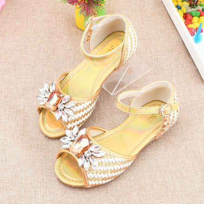 Παιδικά casual σανδάλια με διακοσμητικές πέτρες και τρισδιάστατο στοιχείο για κορίτσια