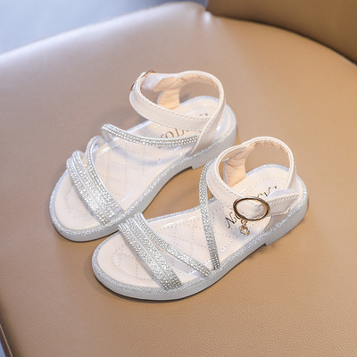 Model nou de sandale pentru o fata cu bretele subtiri cu pietre