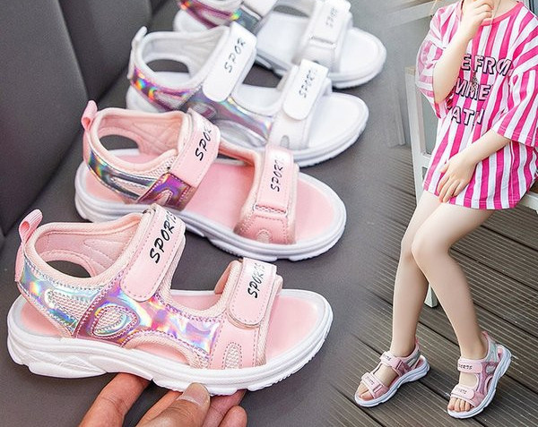 Sandale casual pentru copii cu autocolante si aplicatie pentru fete