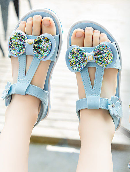 Gyermek szandál szalaggal és virággal