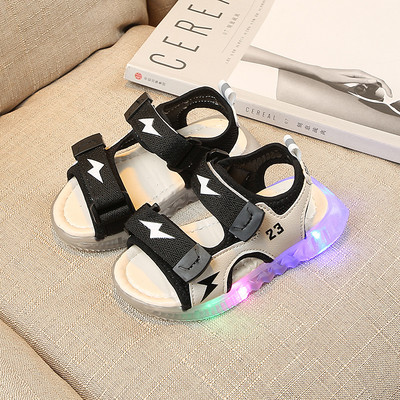 Sandale luminoase pentru copii pentru fete și băieți - două modele
