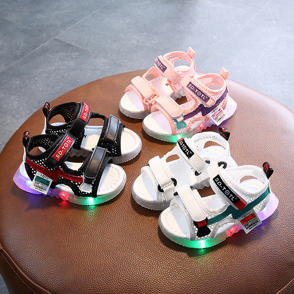 Sandale luminoase pentru copii pentru fete și băieți - două modele