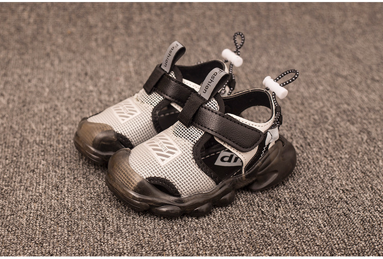 Sandale casual pentru copii cu sireturi si autocolante