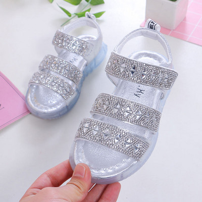 Sandale pentru fete cu bretele strălucitoare și talpă strălucitoare