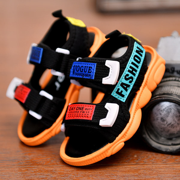 Παιδικά σανδάλια για κορίτσια και αγόρια με εμβλήματα