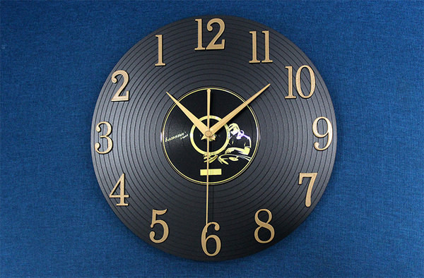 Ceas de perete elegant din vinil cu numere