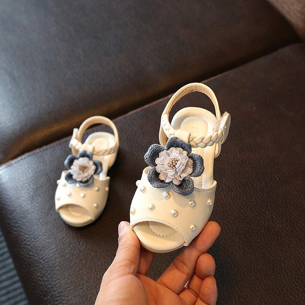Sandale copii din piele cu flori si perle - talpa plata