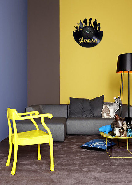 Ceas de perete rotund din vinil cu inscripția Avengers