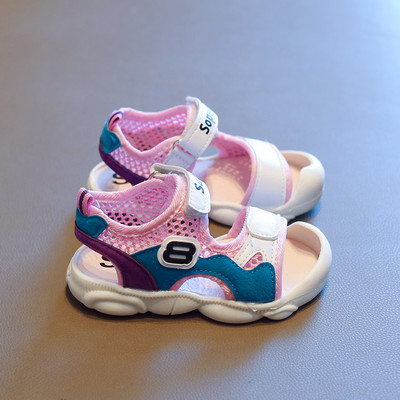 Sandale moderne pentru copii cu inscripție și talpă plată