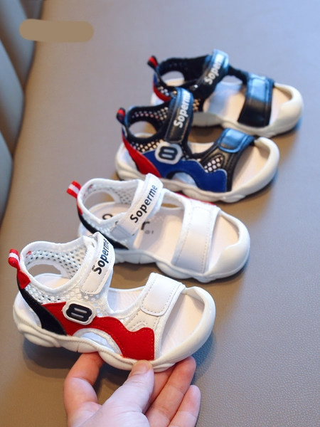 Sandale moderne pentru copii cu inscripție și talpă plată