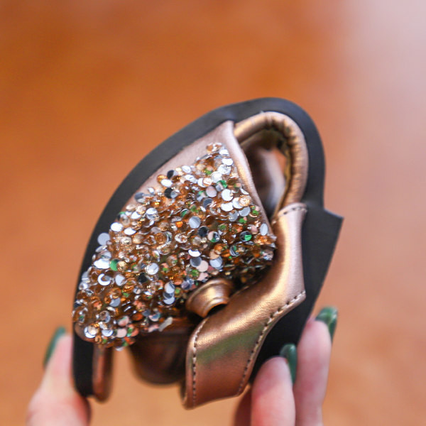 Sandale moderne pentru copii cu panglica si efect stralucitor pentru fete